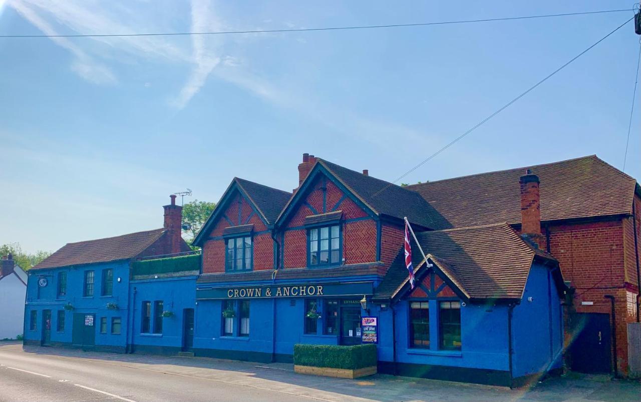 Отель Crown & Anchor Уокинг Экстерьер фото